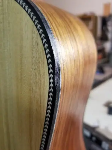Guitar binding