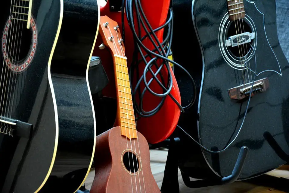 Expert Ranks 7 Most Important Guitar Parts For Great Tone!
