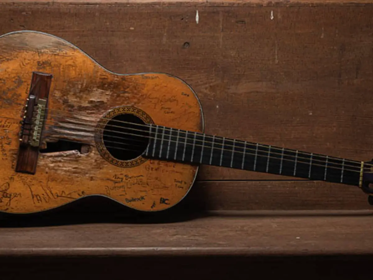 What To Do With a Broken Guitar: Selling & Recycling Guide