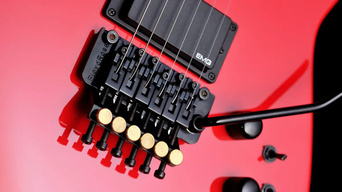 Guide To Using Whammy Bar: How Tight & How Far Can You Push?