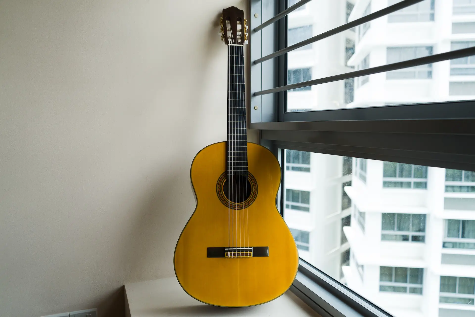 Jazz on Classical Guitar:  Comparing The Difficulties