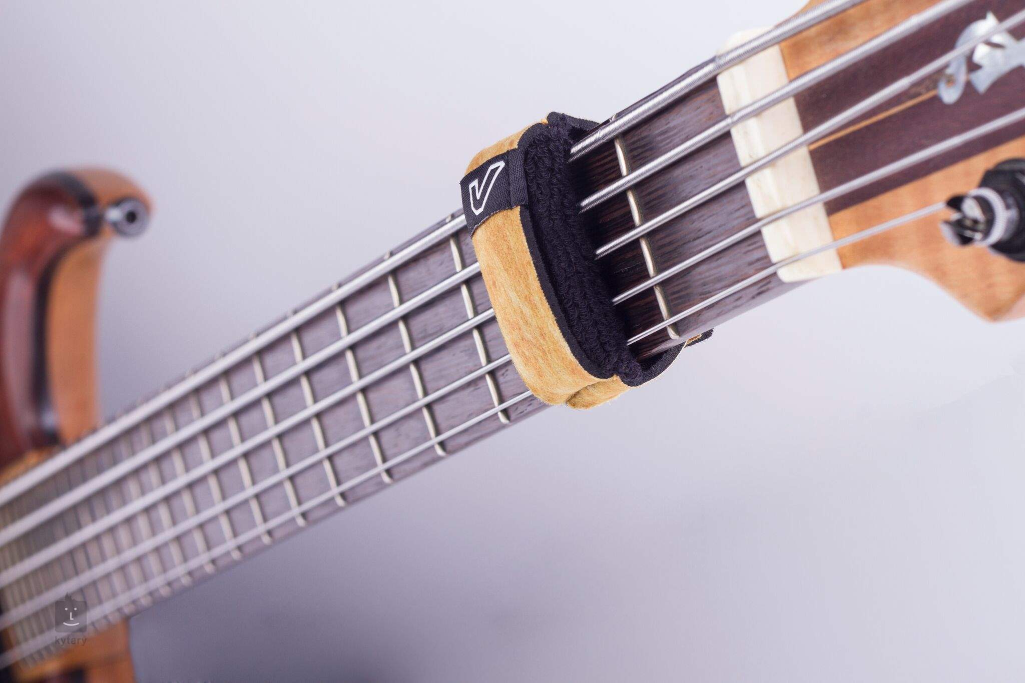 Fret Wrap Dilemma: Cheating or Technique? Unveiling Its Purpose ...